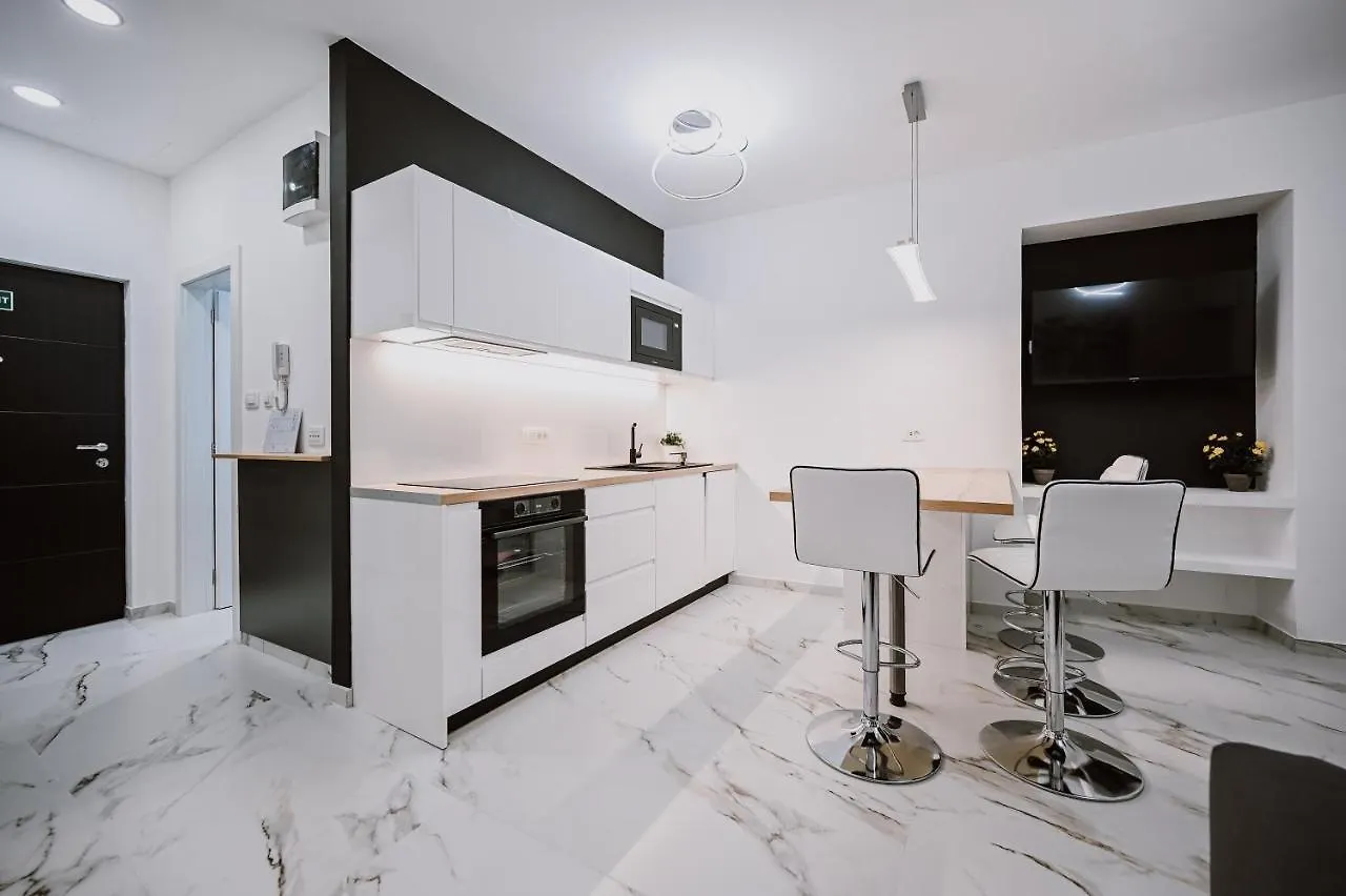 Old Square Apartment Rijeka Croatia